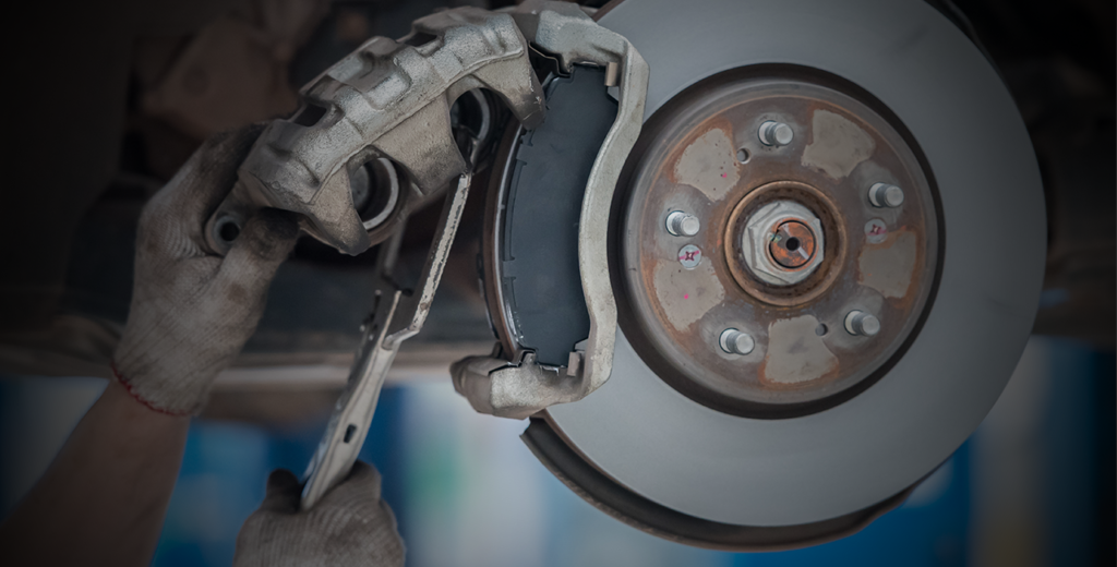 When to Change Brake Pads: 5 Warning Signs to Watch For