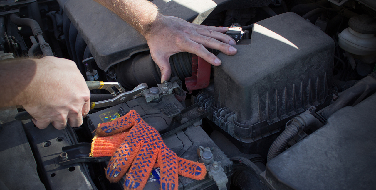 How to Disconnect and Replace Your Car Battery Safely