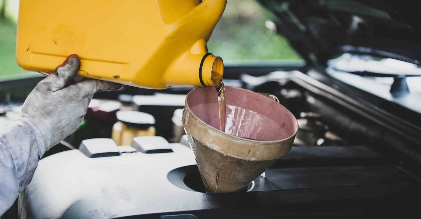 Oil Pan Leak: Causes and Fixes